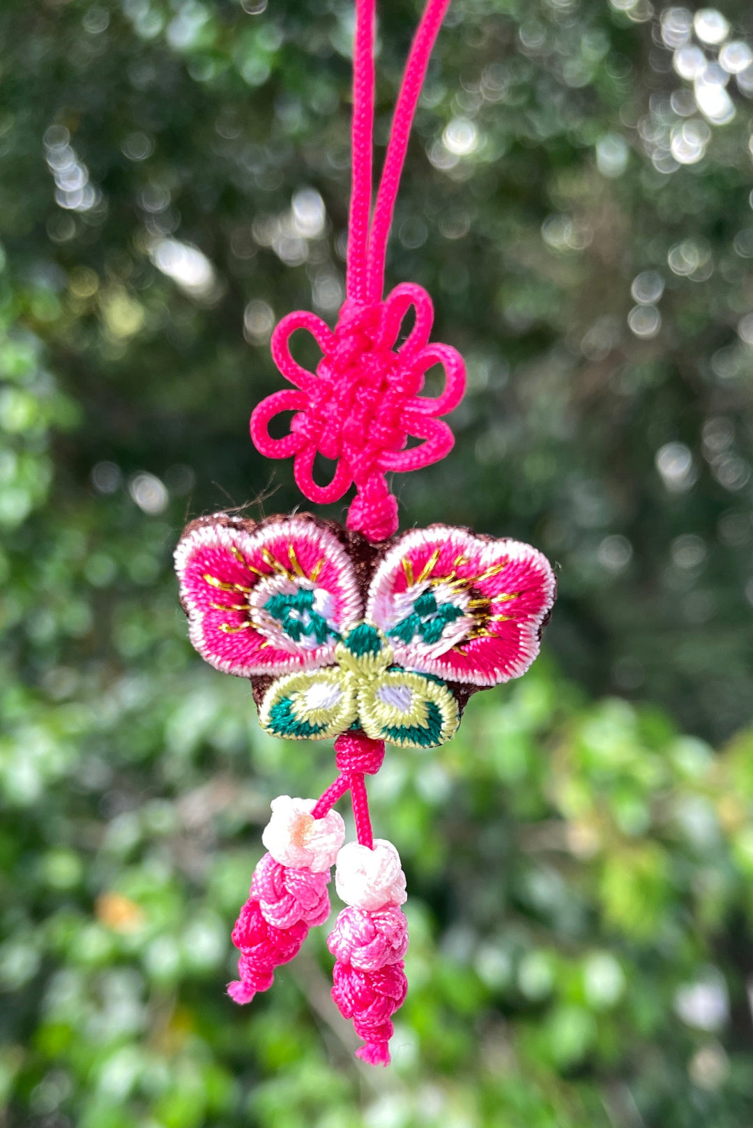 Amuleto Norigae Mariposa Fucsia